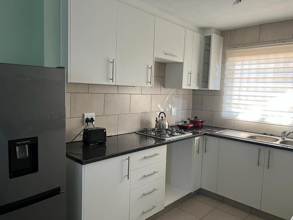 Tintswalo Elegant Apartments Giyani エクステリア 写真