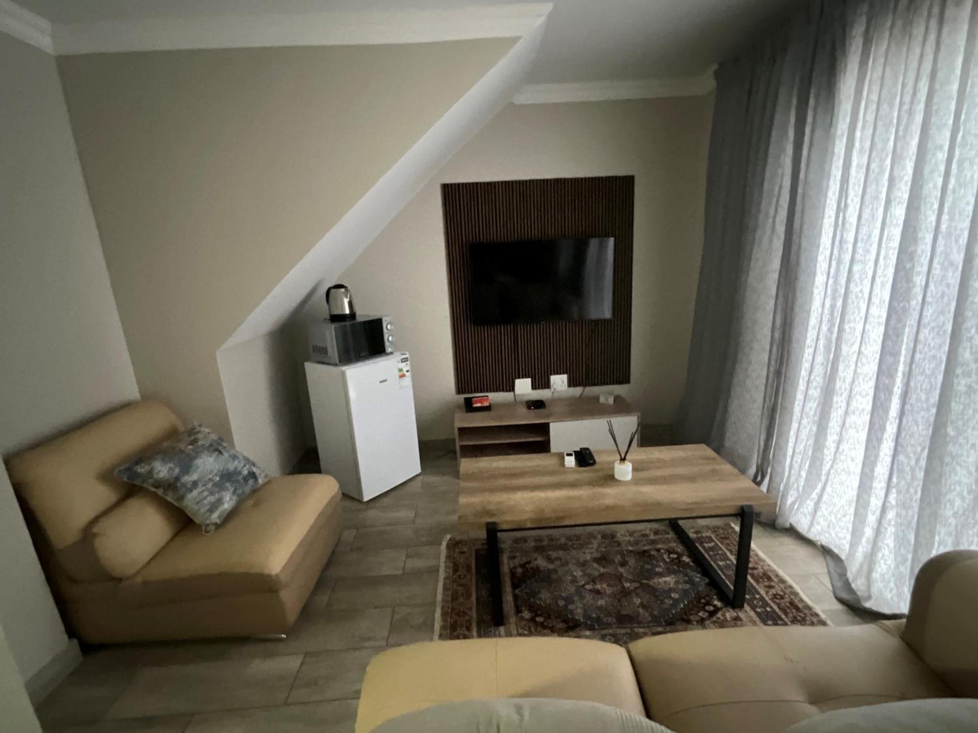 Tintswalo Elegant Apartments Giyani エクステリア 写真